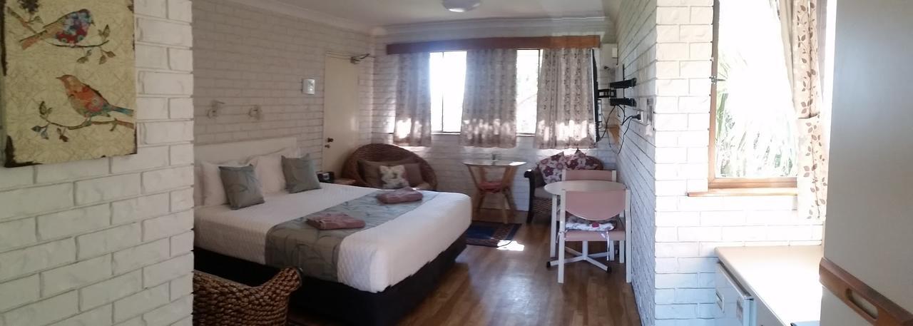 ฮอลแลนด์ พาร์ค โฮเต็ล Motel บริสเบน ภายนอก รูปภาพ