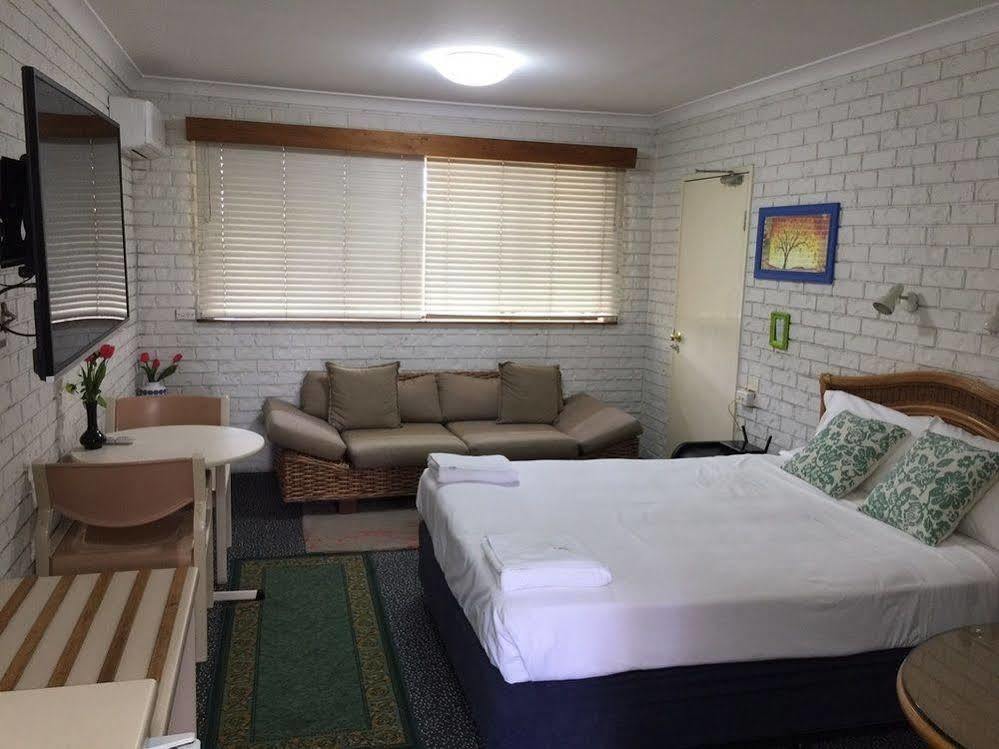 ฮอลแลนด์ พาร์ค โฮเต็ล Motel บริสเบน ภายนอก รูปภาพ